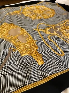 Elegant Black and Gold Patterned Women's Scarf